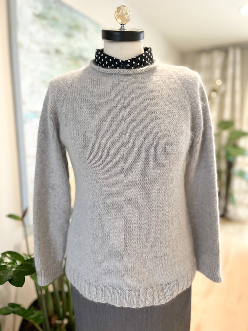 Elizabeth Sweater Knitting Pattern